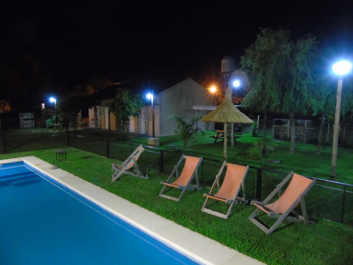 Aitue Bungalows Gualeguaychú Eksteriør bilde
